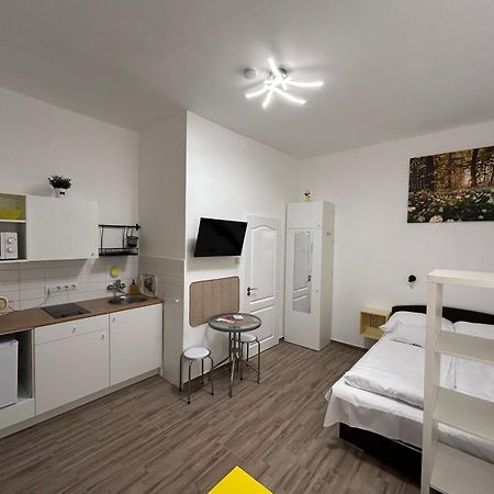 Central Boulevard Apartman Budapest Eksteriør billede